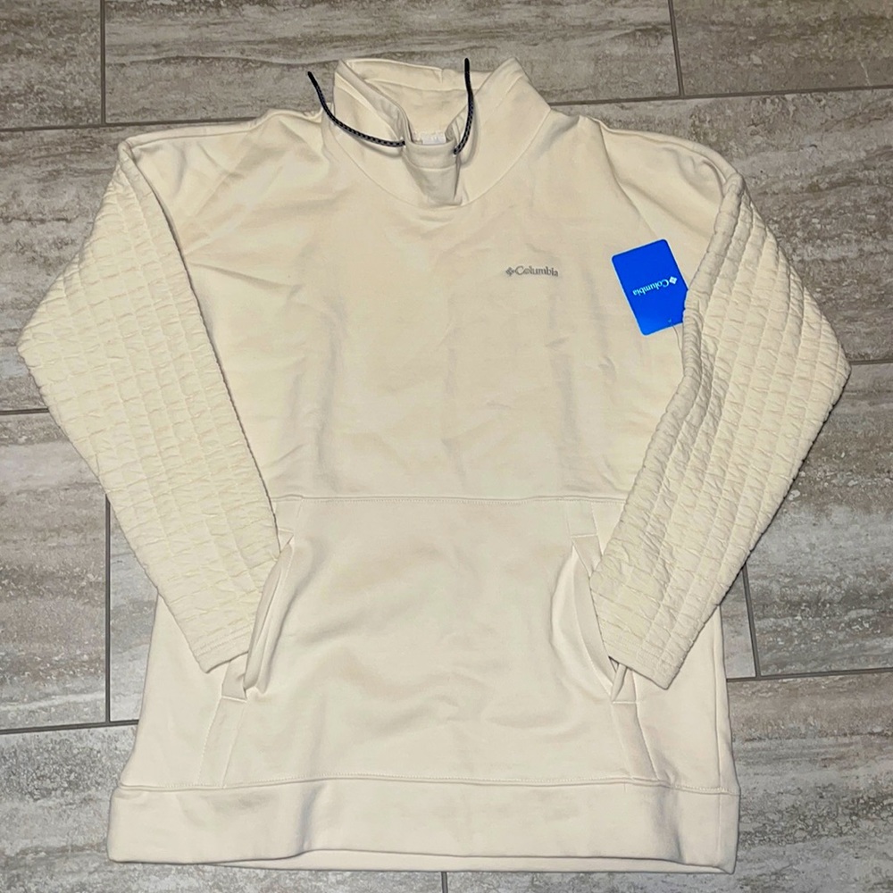Columbia women’s Sunday summit oversize funnel sweatshirt size Medium